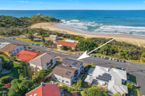 Coastal Vibes at Lighthouse - beachfront apartment
